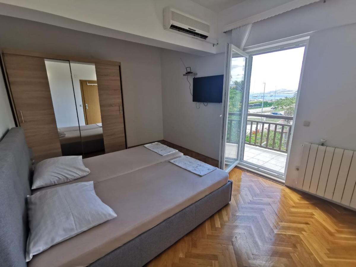 Apartment Cirko Kaštela Eksteriør billede