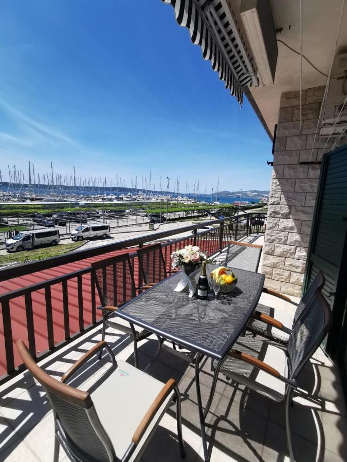 Apartment Cirko Kaštela Eksteriør billede