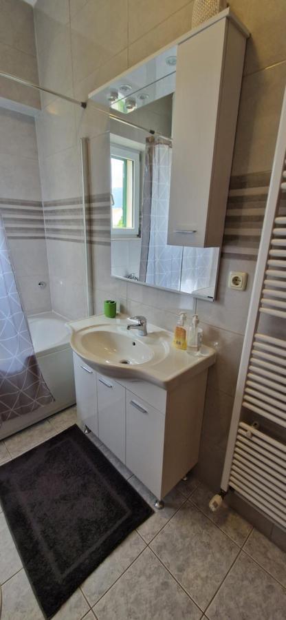 Apartment Cirko Kaštela Eksteriør billede