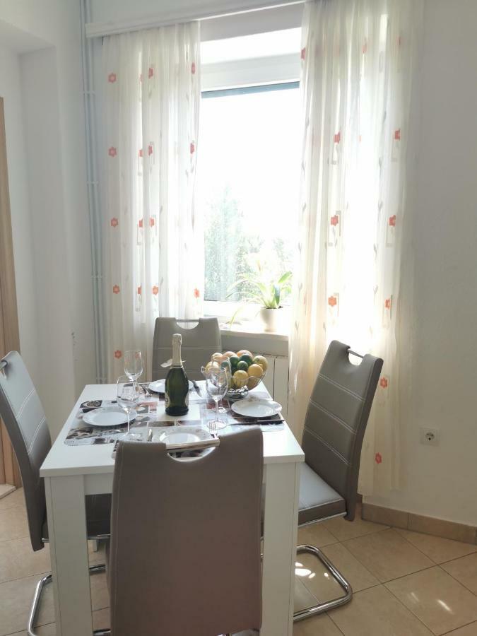 Apartment Cirko Kaštela Eksteriør billede