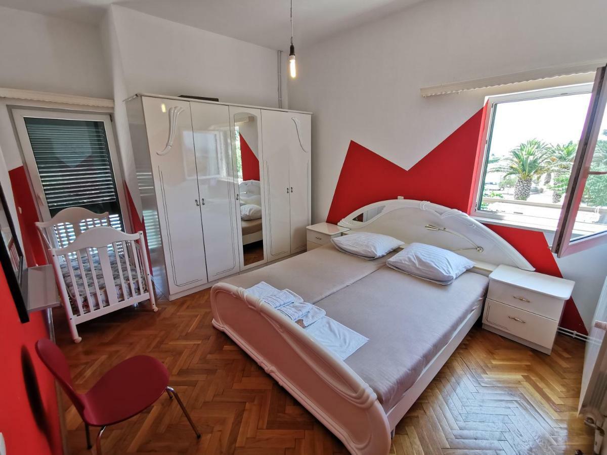 Apartment Cirko Kaštela Eksteriør billede